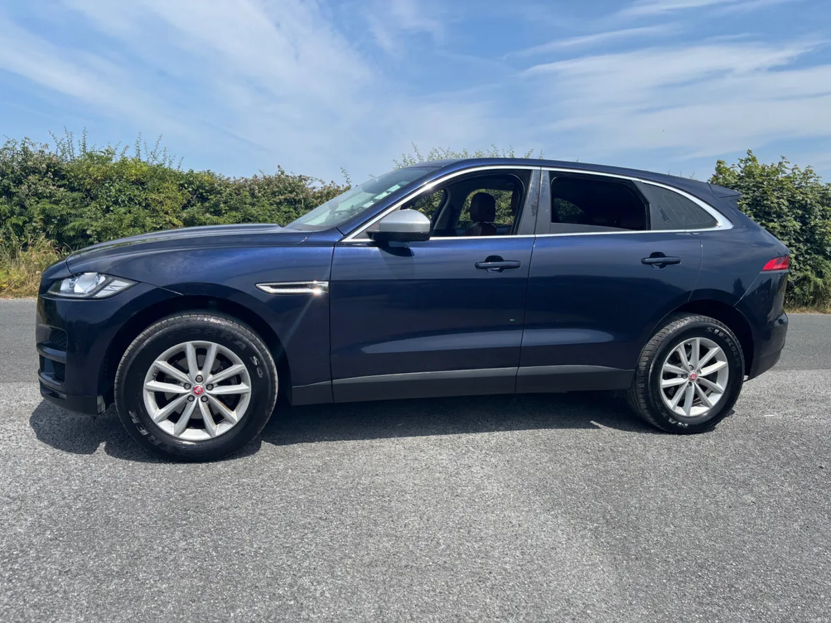 Jaguar F-Pace 2017 - Image 4