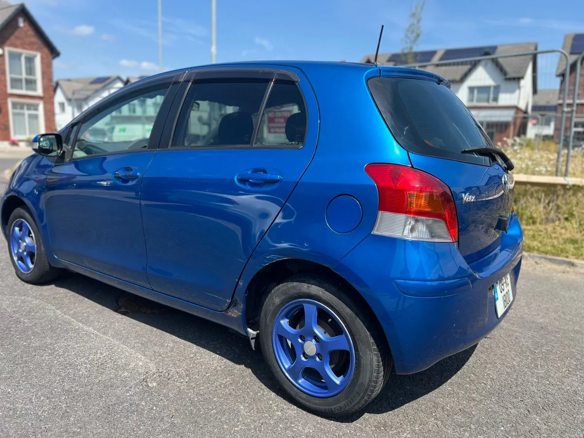 Toyota Vitz 2009 - Image 2