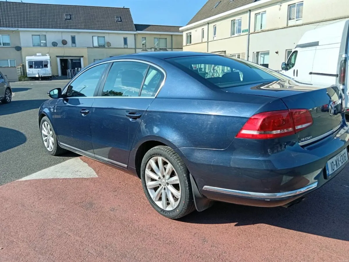 Volkswagen Passat Automatic - Image 4
