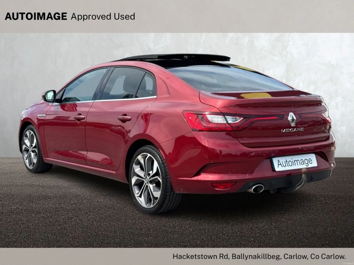 Renault Megane DCi 110 EDC AUTO SIGNATURE - Image 3
