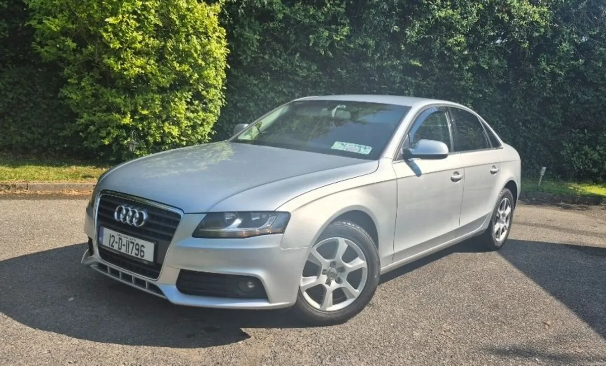 Audi A4 2012 - Image 2