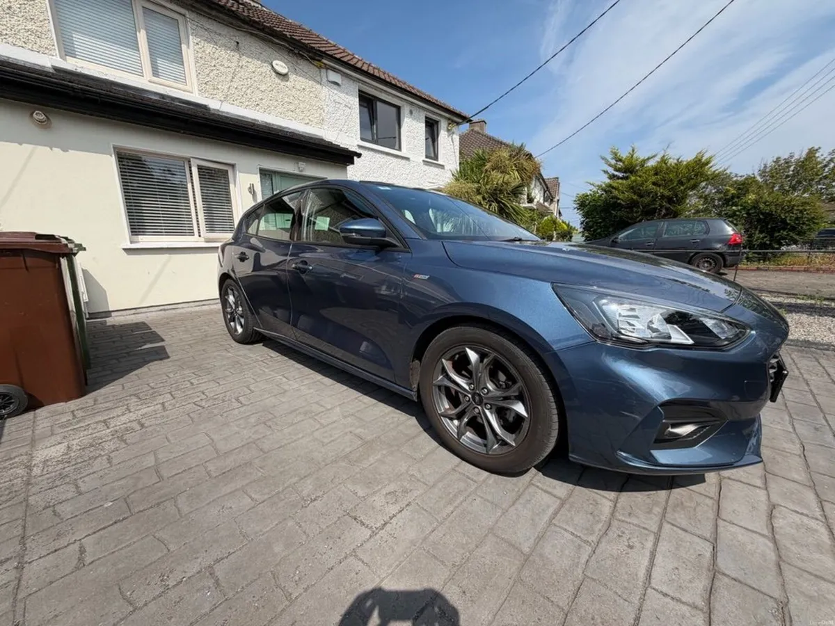 Ford Focus 2020 ST-Line 1.0 EcoBoost Automatic - Image 2