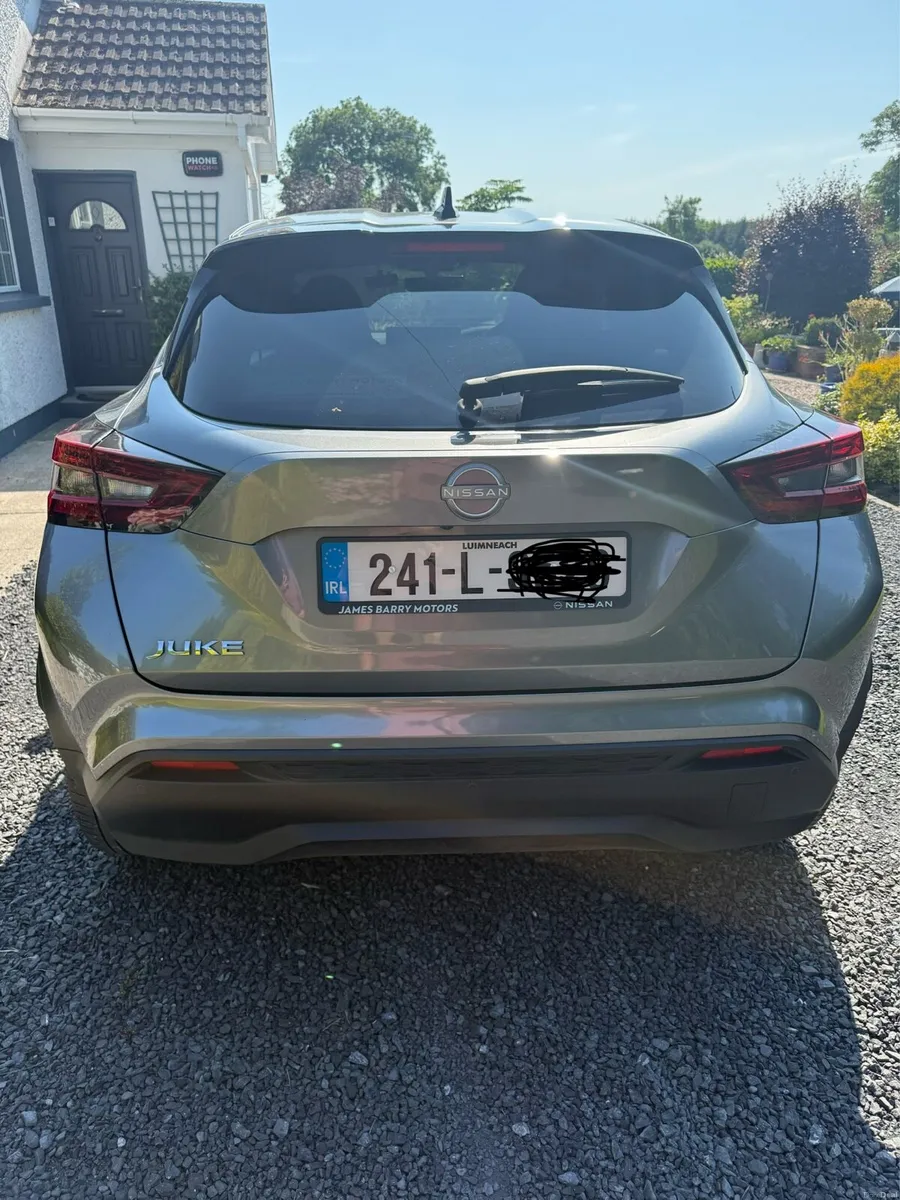 Car - Image 4