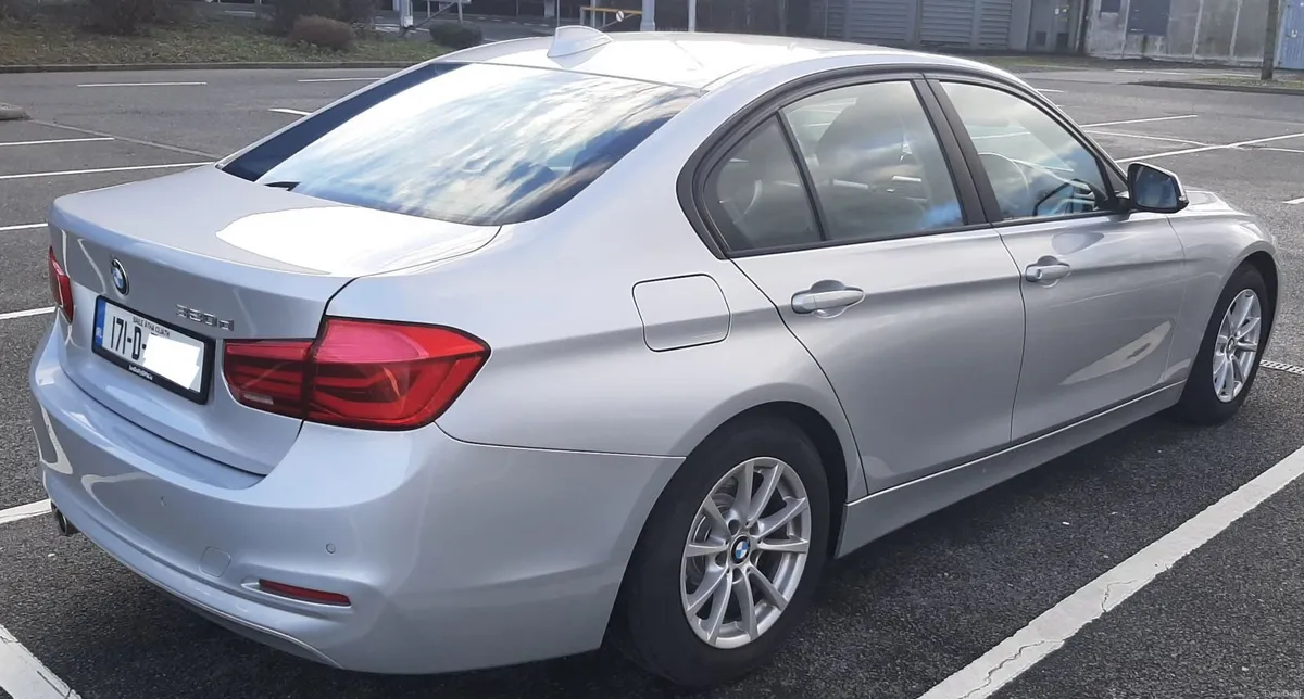 BMW 3-Series 2017 - Image 5
