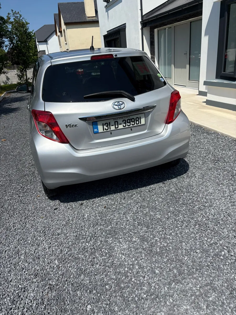Toyota Vitz 2013 - Image 3