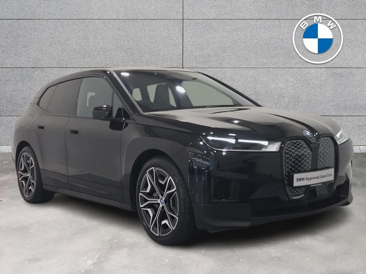 BMW iX xDrive40 Sport Edition - Image 1