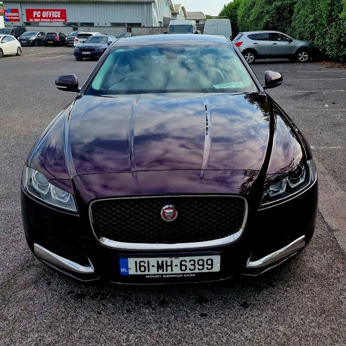 Car - Image 1
