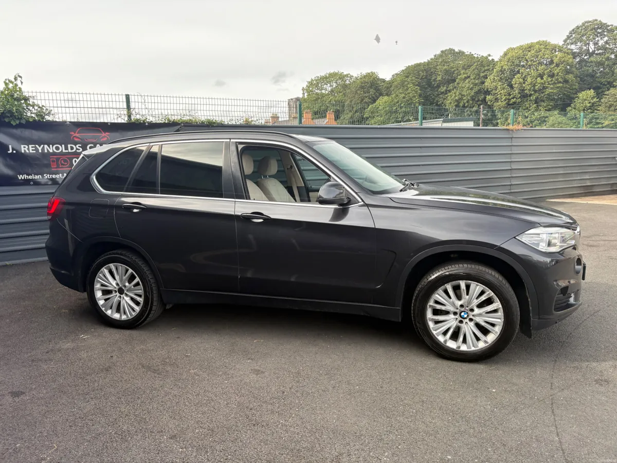 BMW X5 25D X drive 7 seats 2015 - Image 5