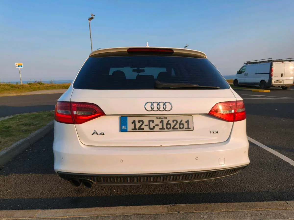Audi A4 Avant 2012 SLine - Image 4