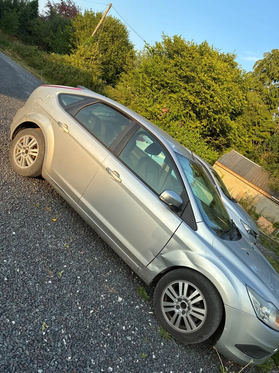 Ford Focus 2010 - Image 4