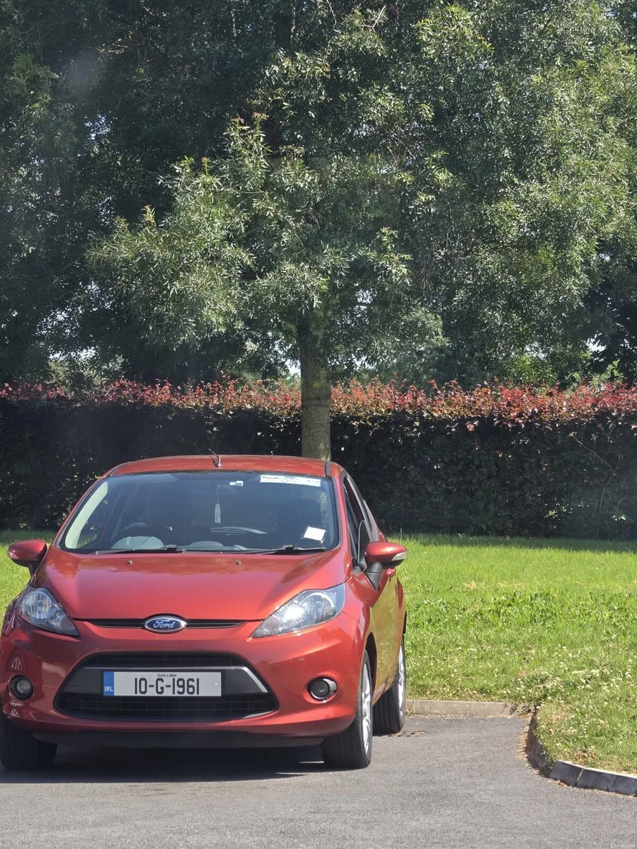 Ford Fiesta 2010 - Image 1