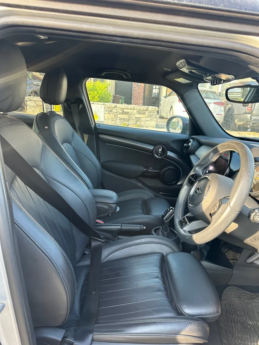 Mini Cooper Exclusive - Auto 1.5 - Image 6
