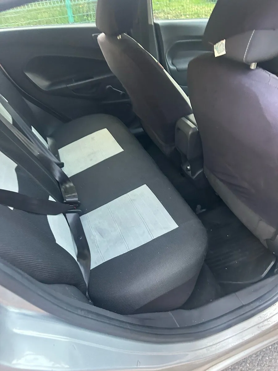 Ford Fiesta - Image 6