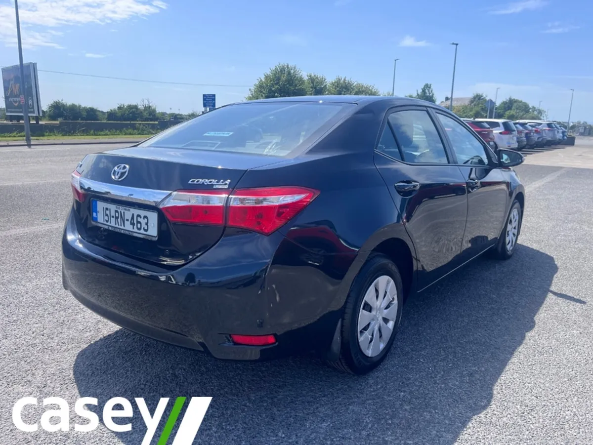 Toyota Corolla 1.4 D-4D TERRA 4DR - Image 4