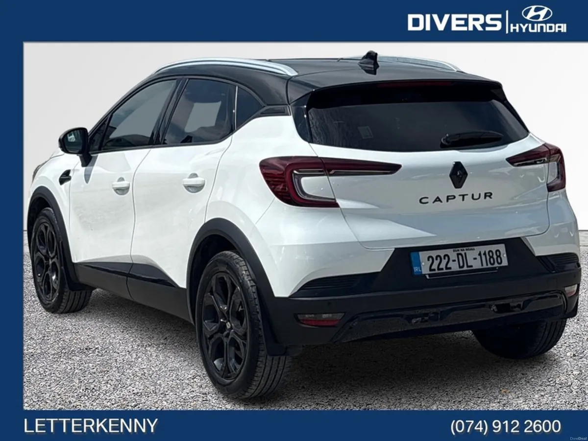 Renault Captur SE Rive Gauche - Image 2