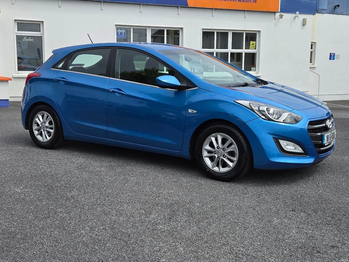 Hyundai i30 SE BLUE DRIVE 110PS 5DR - Image 3