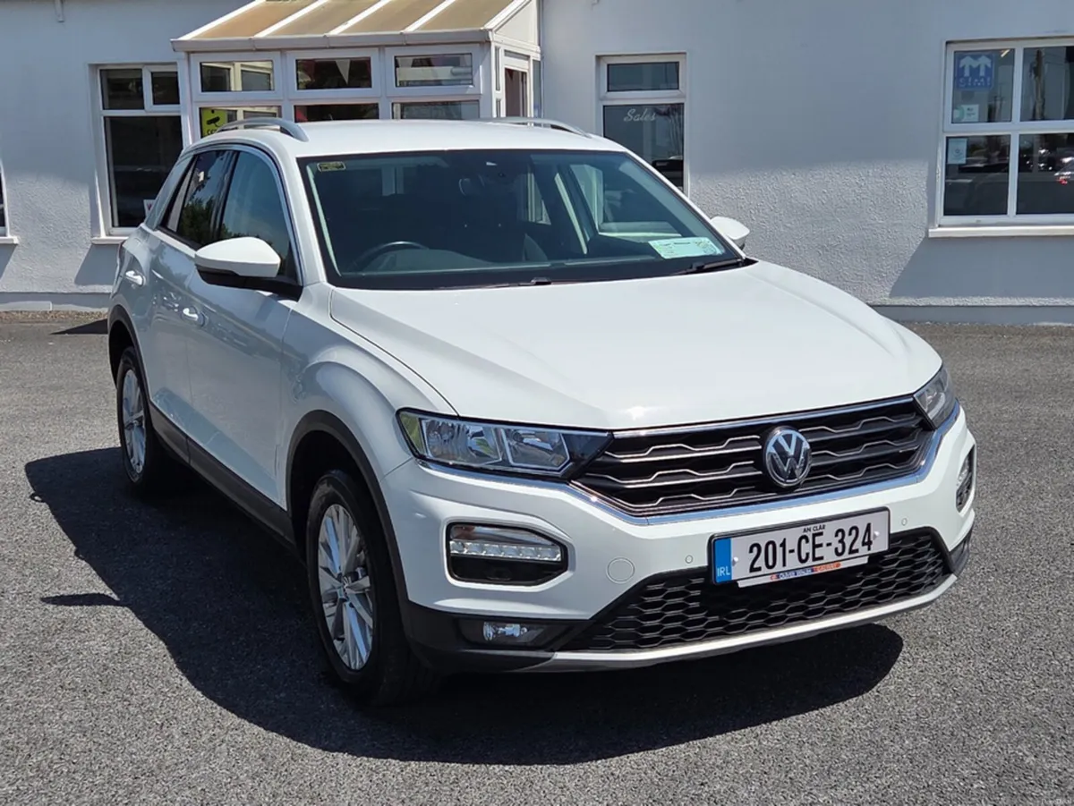 Volkswagen T-Roc DESIGN 1.6 TDI MANUAL 6SPEED FWD - Image 2