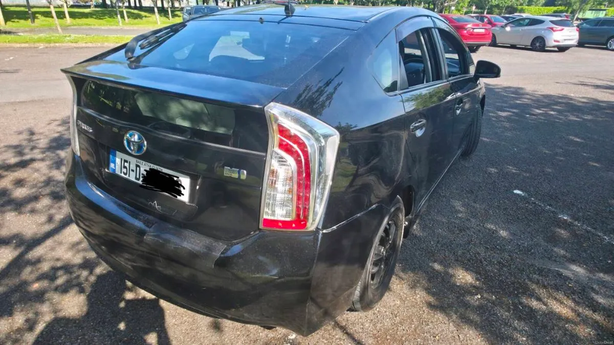 Toyota prius 2015{Fresh NCT 07/27} 228k km - Image 6