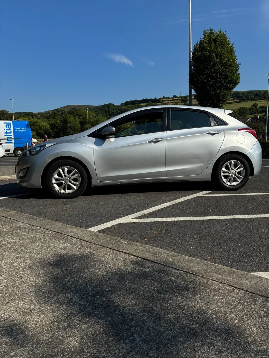 🚗 HYUNDAI i30  ONLY 74,000 KM!FRESH NCT! - Image 4