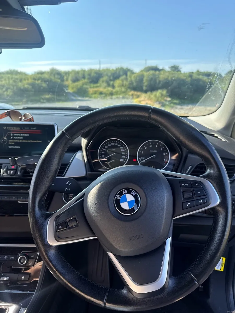 BMW 218i Active Tourer - Image 2