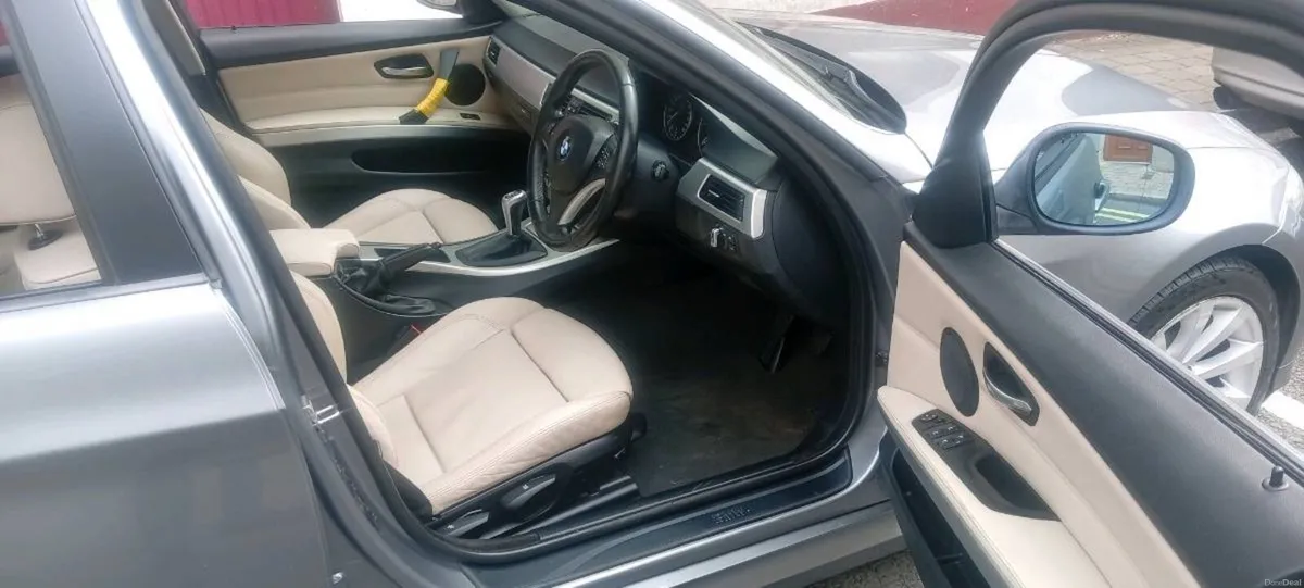 BMW 318d SE - Image 5