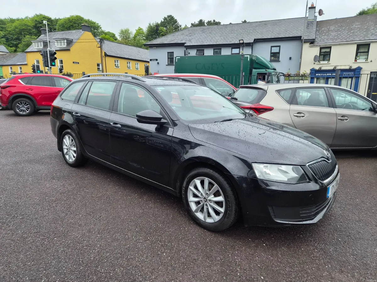 Skoda Octavia 1.6 TDI Auto Estate, FSH, New T-Belt - Image 3
