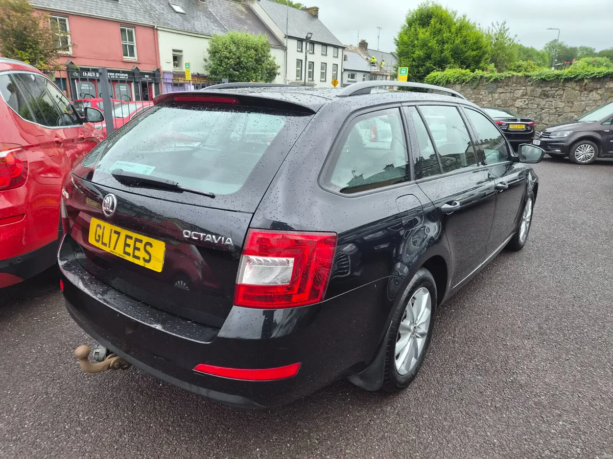 Skoda Octavia 1.6 TDI Auto Estate, FSH, New T-Belt - Image 6