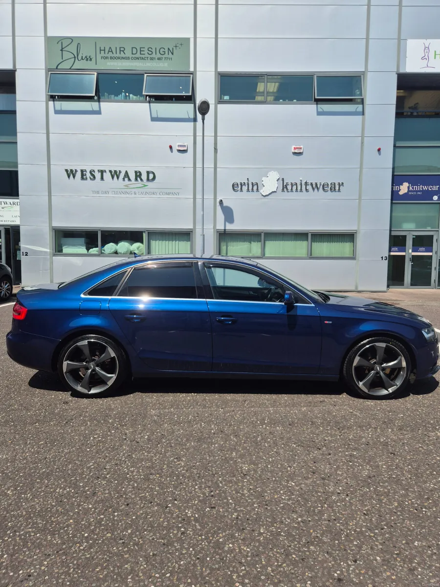 Audi A4 2015 - Image 3