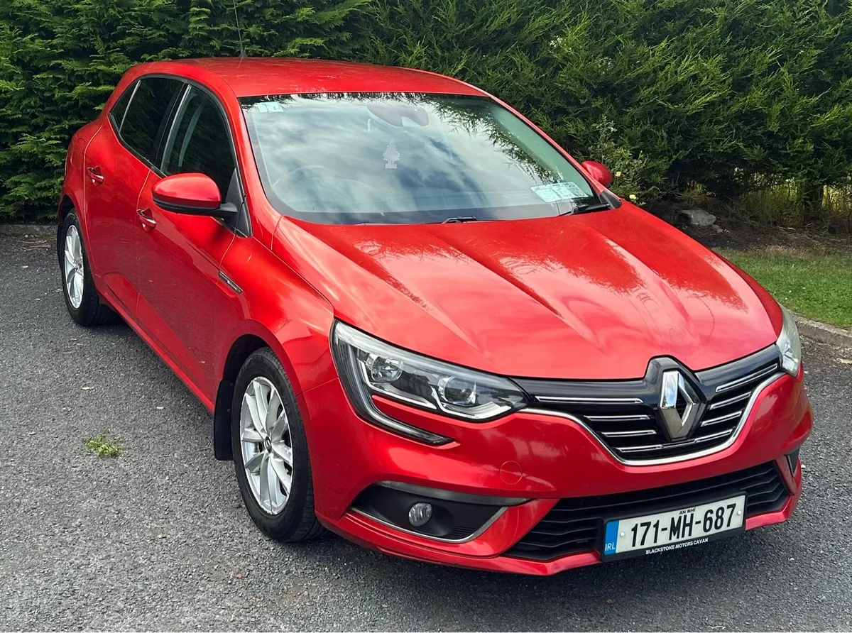 Renault Megane 2017 - Image 1