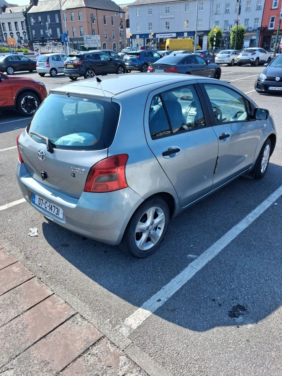 Toyota Yaris 2007 - Image 3