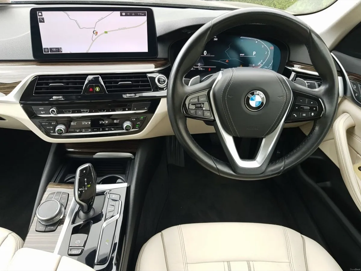 BMW 5-Series 520d SE - Image 5