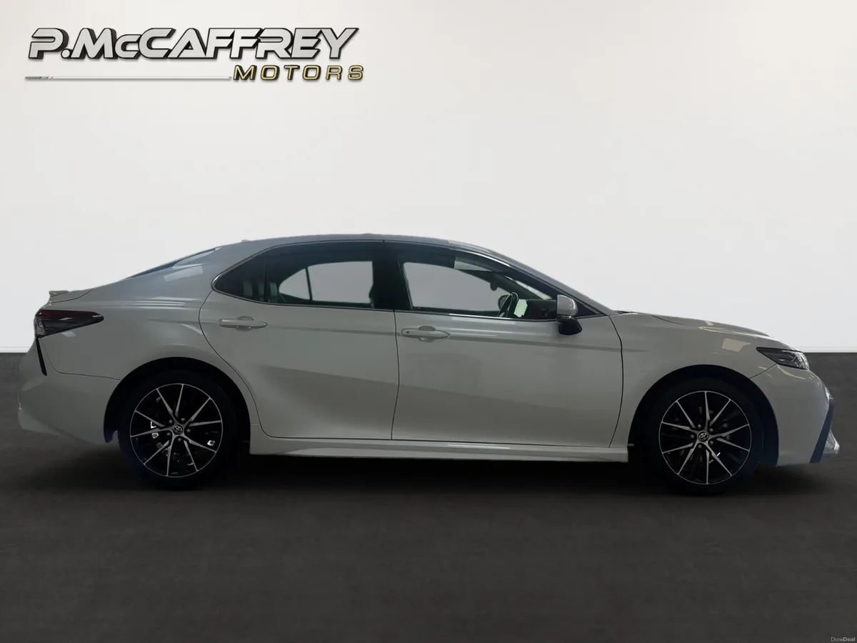 2023 Toyota Camry WS 2.5 Self Charging Hybrid Leat - Image 4