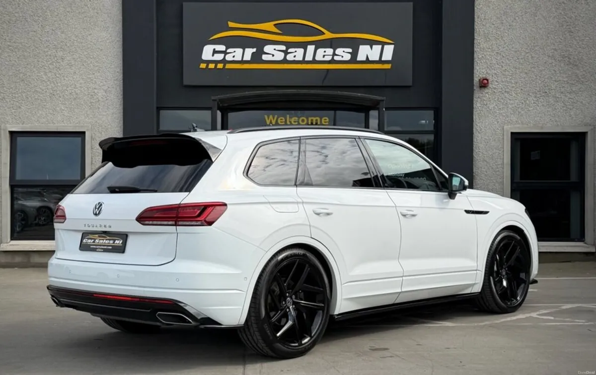 3.0 TDI V6 R-Line Tech Plus SUV 5dr Diesel Tiptron - Image 4