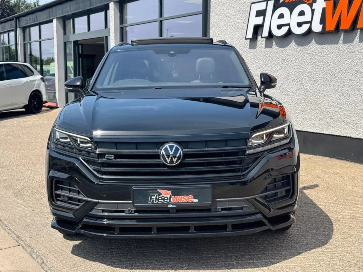 3.0 TDI V6 Black Edition SUV 5dr Diesel Tiptronic - Image 2