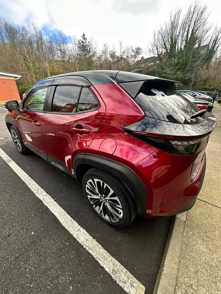 Toyota Yaris Cross 2021 Luna Bi-Tone Heated Seats - Image 6