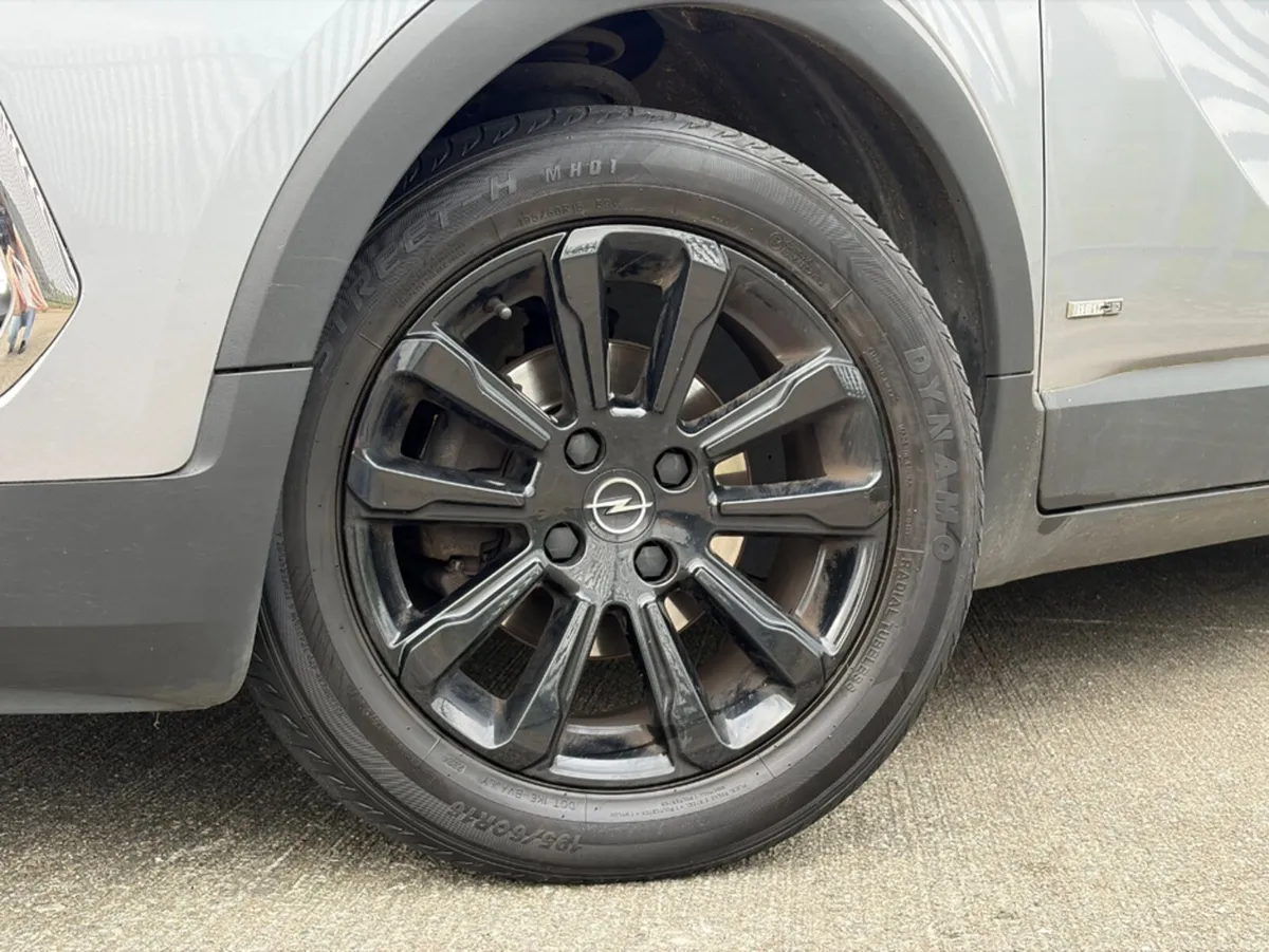 Opel Crossland X SPORT 1.2 83PS-PET-5SP 5DR - Image 5