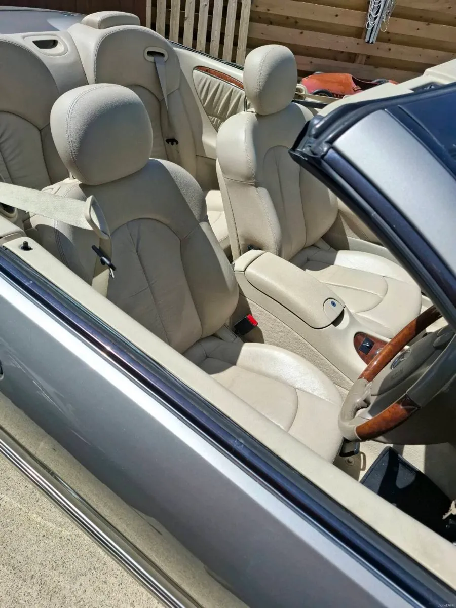 Mercedes clk convertible - Image 3