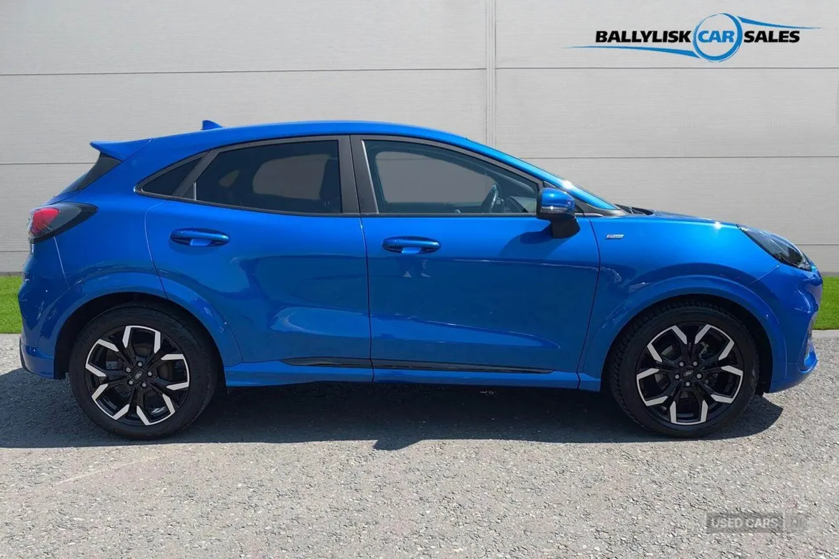 Ford Puma 1.0T 125PS ST-Line X in Desert Island Bl - Image 3