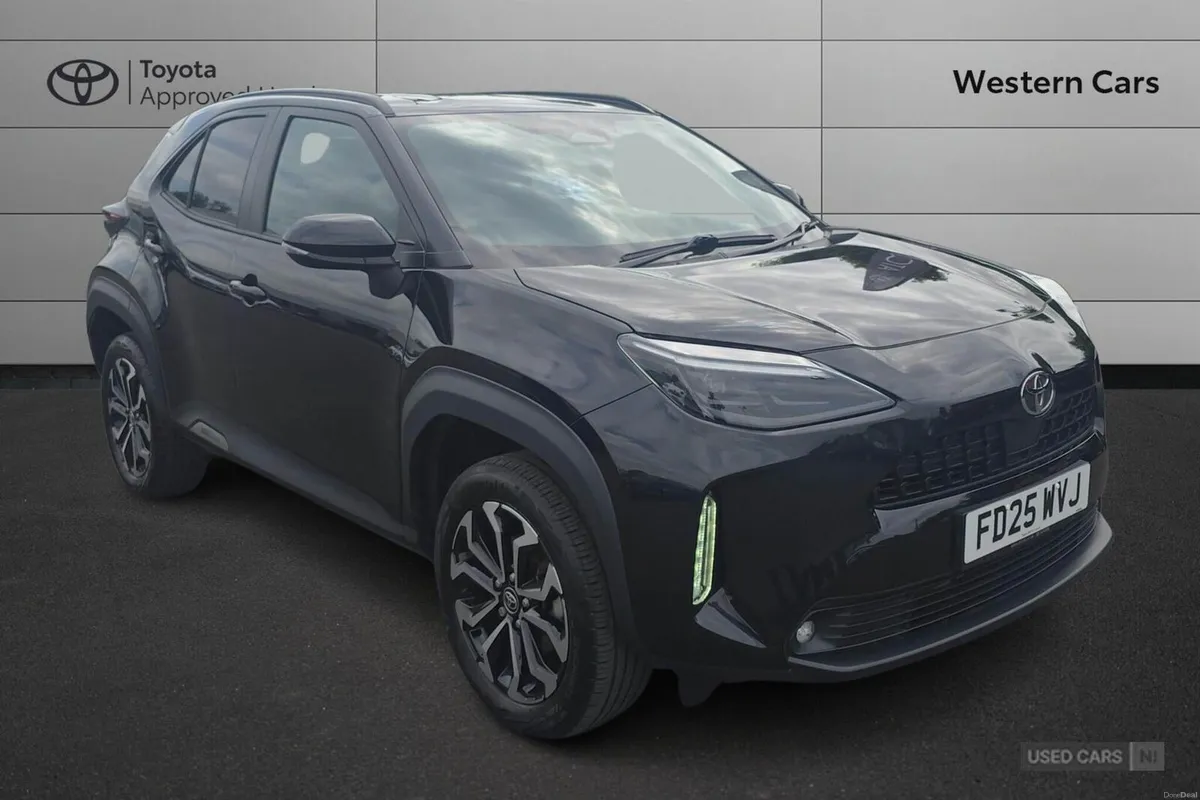 Toyota Yaris Cross 1.5 VVT-h Design E-CVT Euro 6 ( - Image 1
