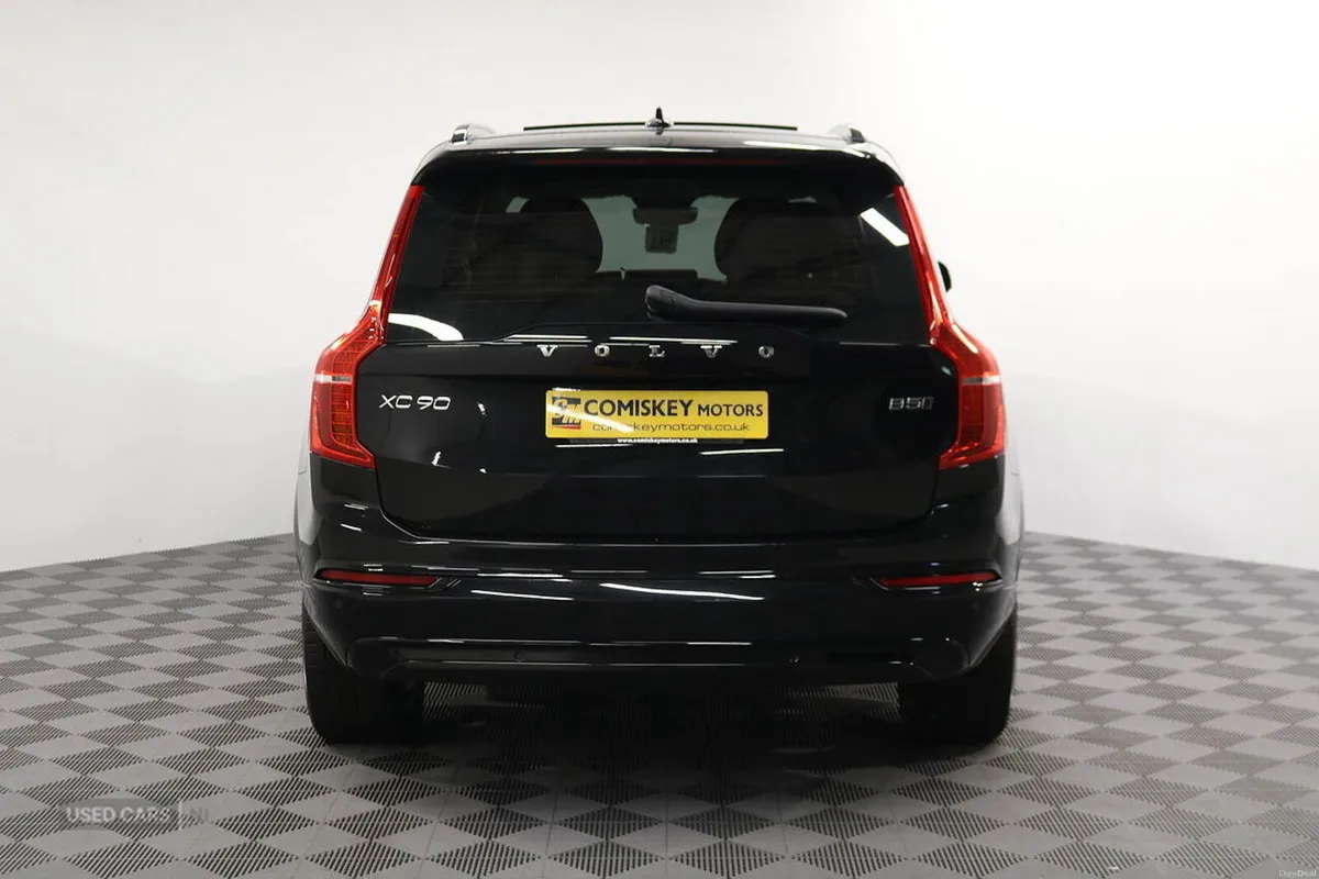 Volvo XC90 B5 MHEV Plus - Image 5