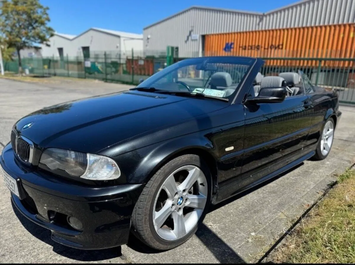 320 Convertible - Image 4