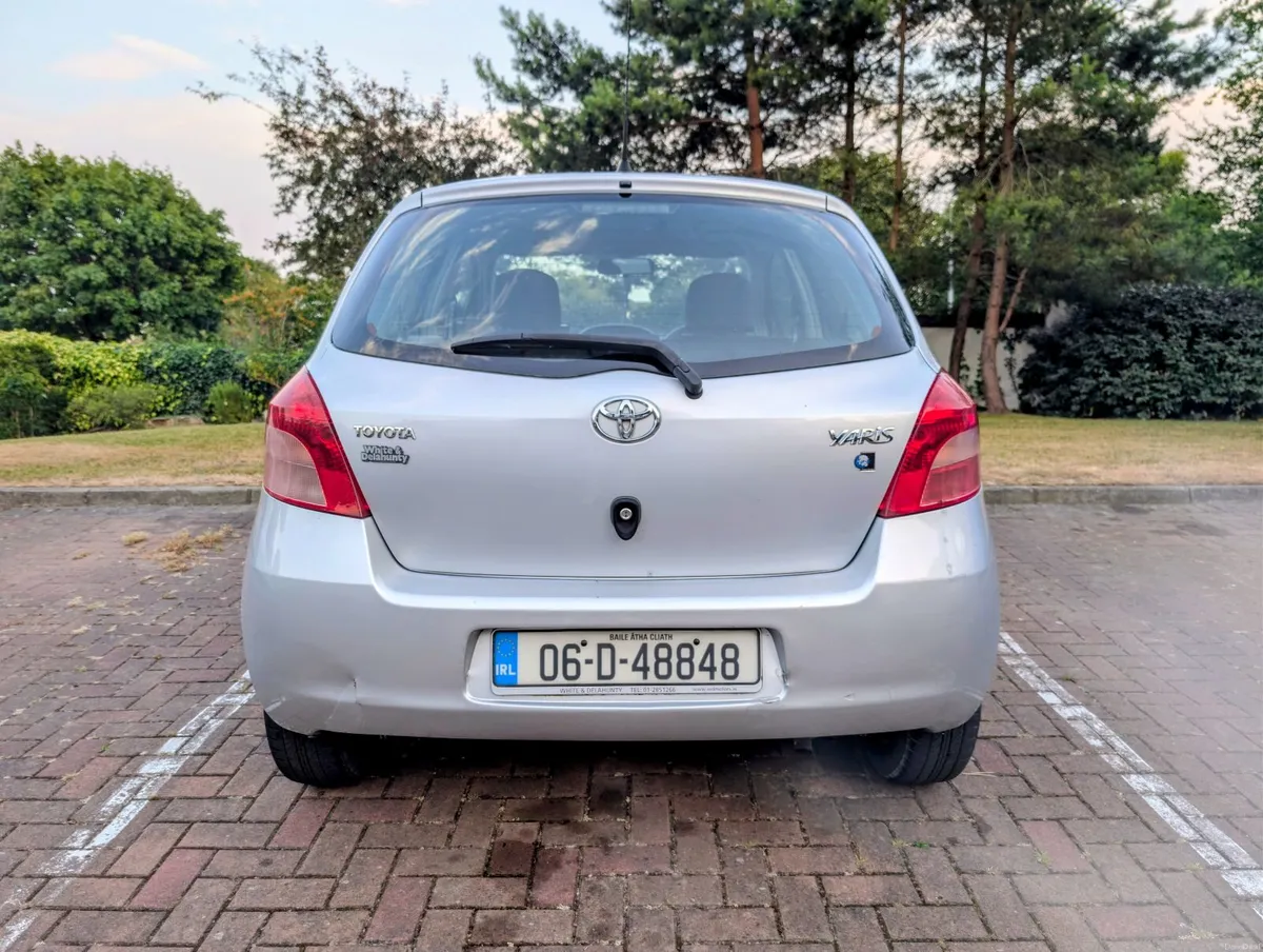 2006 Toyota Yaris 1.0 Petrol – €1,600 – Greystones - Image 4