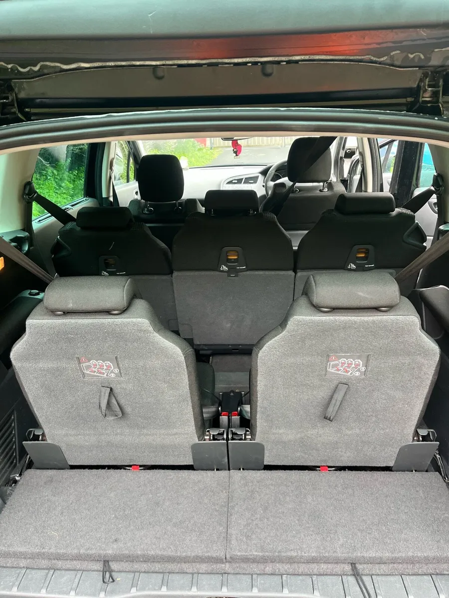 Peugeot 5008 - Image 6