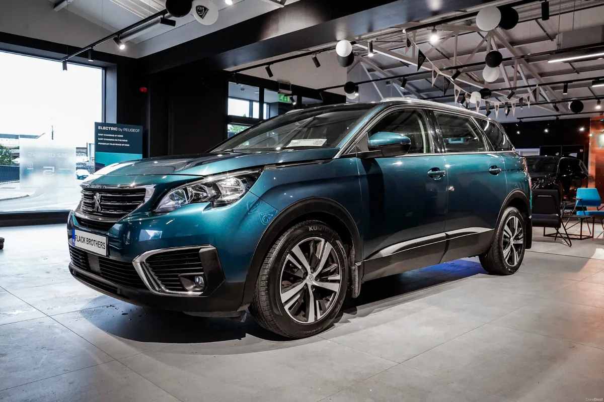 2019 Peugeot 5008 Active 1.5 BlueHDi 130bhp - Image 4