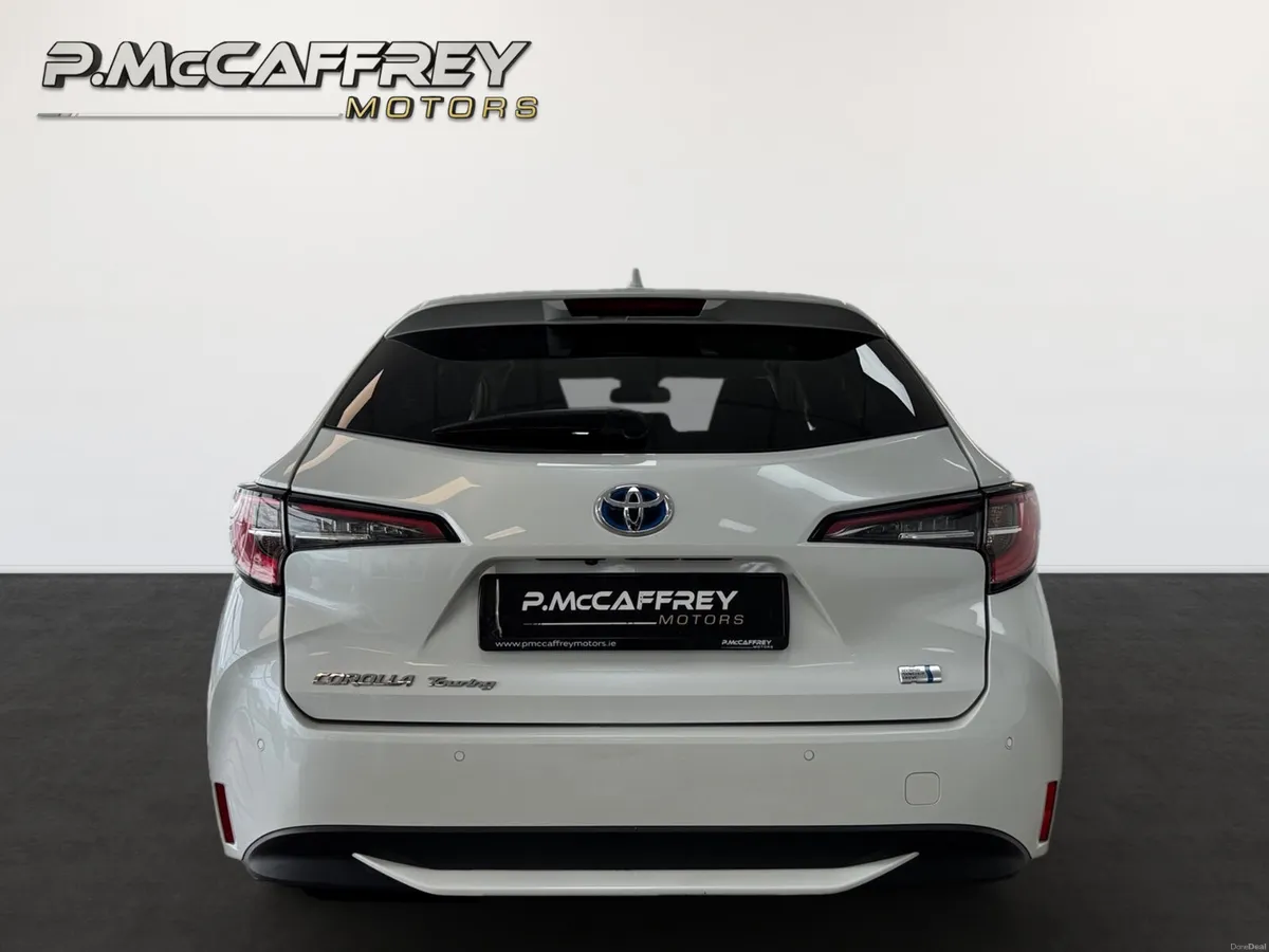 2022 Toyota Corolla S 1.8 Self Charging Hybrid - Image 6