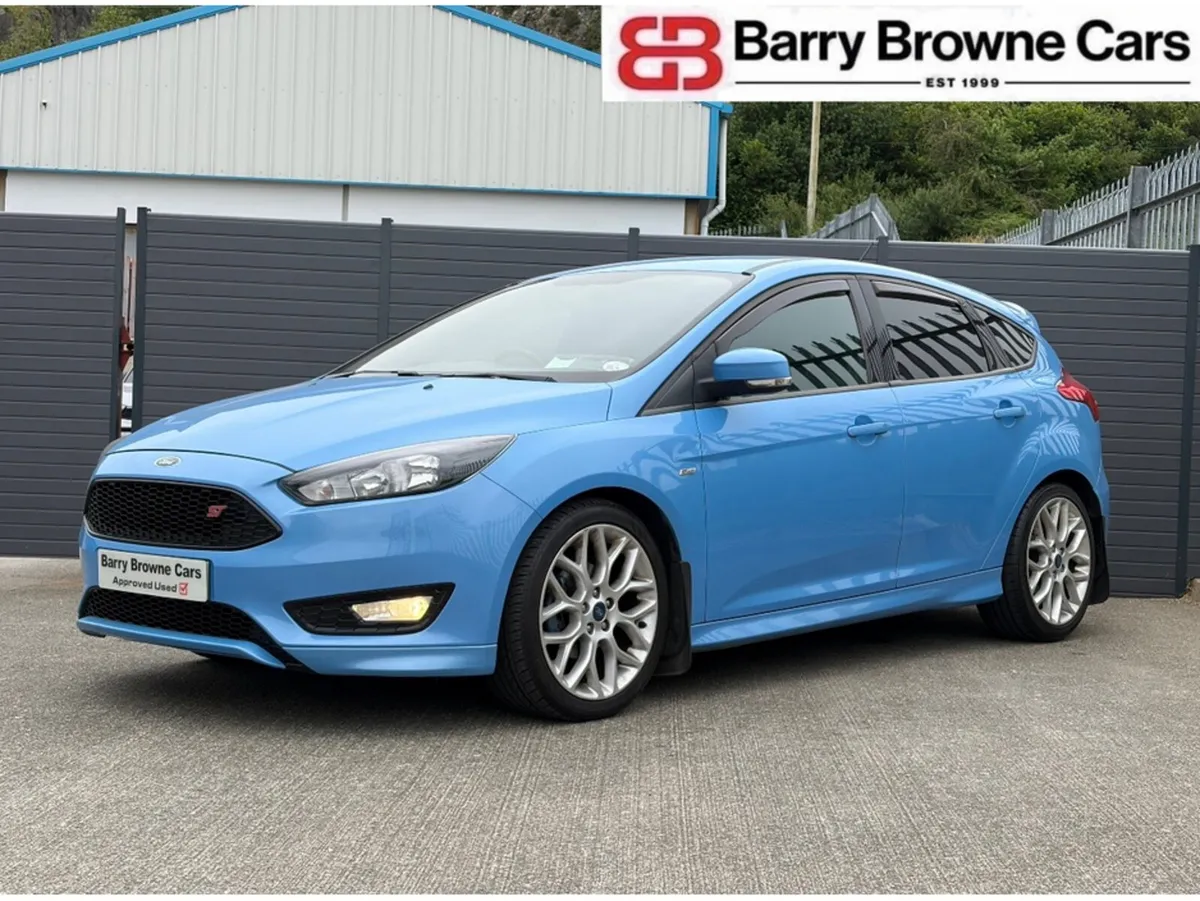 Ford Focus ST-LINE 1.0 ECOBOOST 125PS 6SPEED - Image 2
