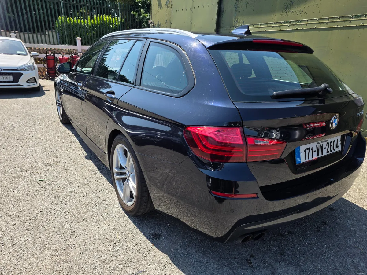 BMW 5-Series 2017 520d M-Sport Touring - Image 4