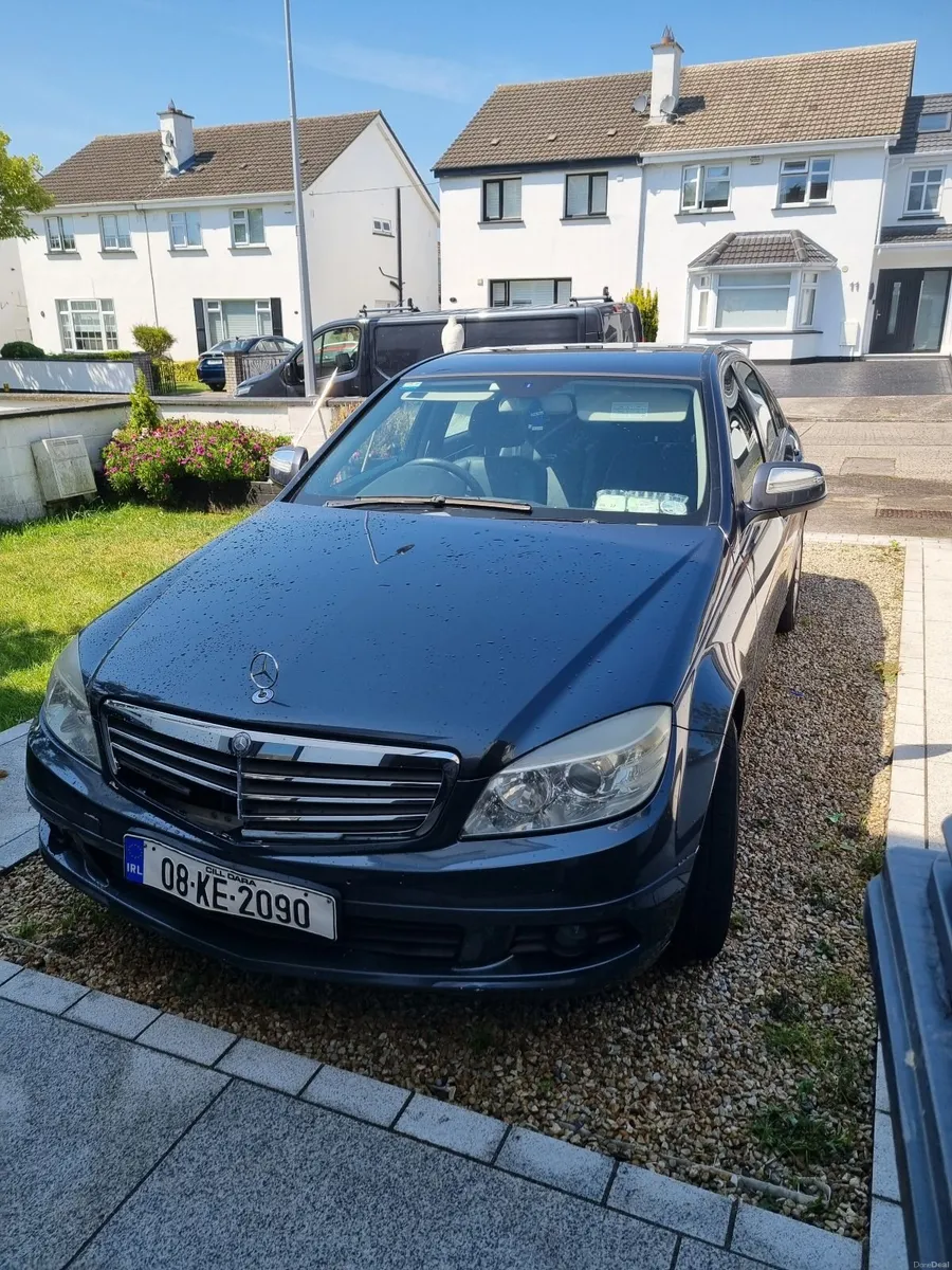 Mercedes-Benz C-Class 2008 - Image 2
