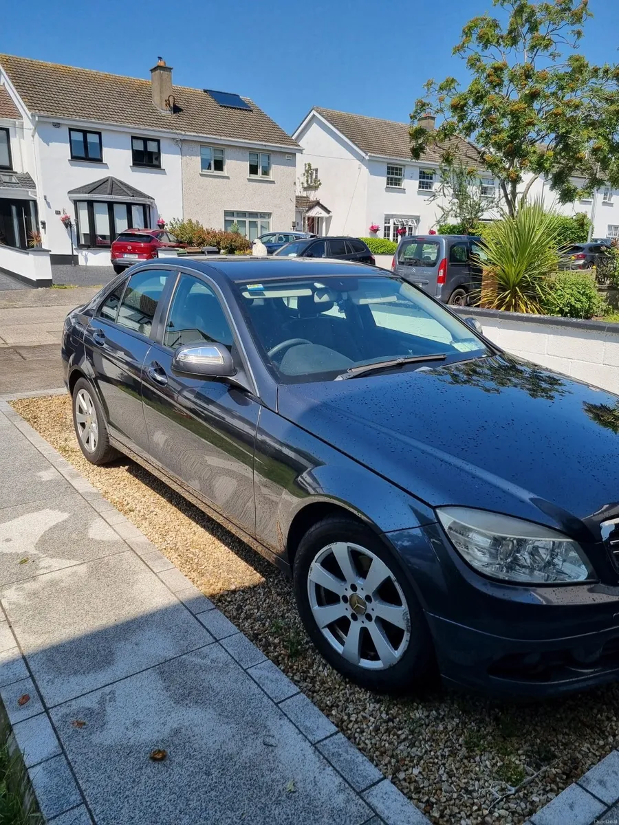 Mercedes-Benz C-Class 2008 - Image 1