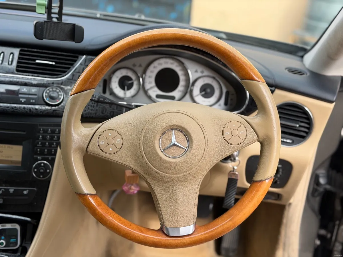 Mercedes Cls320 - Image 2